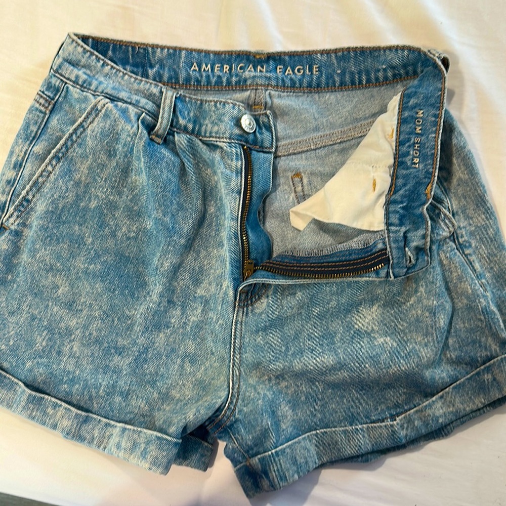 💙 AMERICAN EAGLE MOM SHORTS 💙